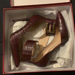 Beautiful Guess Heels - Dark Red Leather